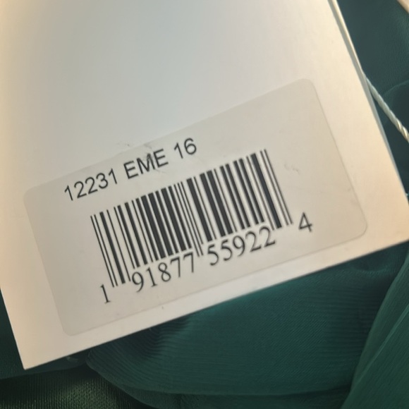 Mac Duggal 12231 NWT BEADED CUFF DROP SHOULDER FAUX WRAP GOWN - Picture 9 of 9